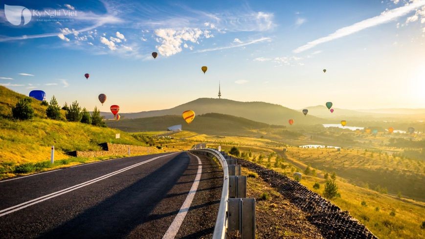 Australia-Canberra-khinh khi cau