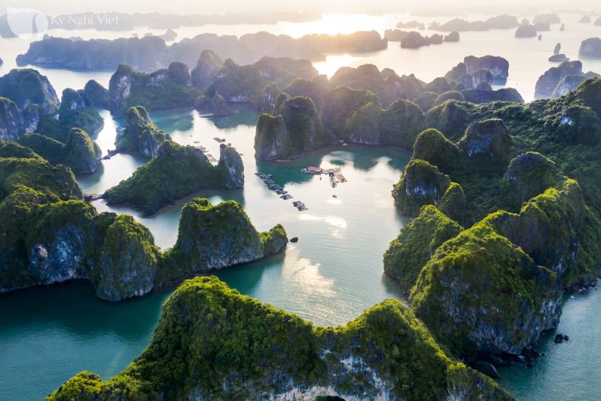 Vietnam - Halong_bay-Vung Vieng