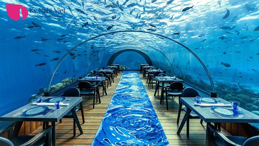 Maldives-underwater-restaurant