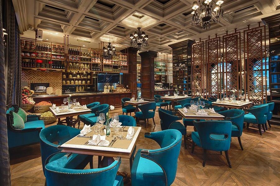 nha-hang-o-Silk-path-grand-resort