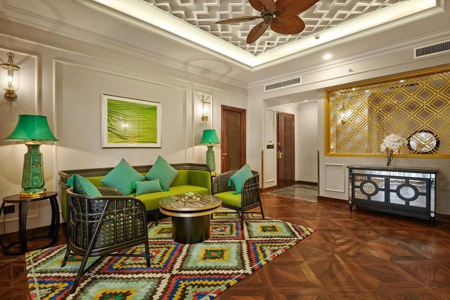 su-ket-hop-giua-hoa-tiet-dia-phuong-voi-kien-truc-hien-dai-silk-path-sapa