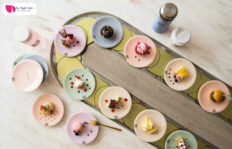 cafe-bang-chuyen-du-lich-Nhat-Bann