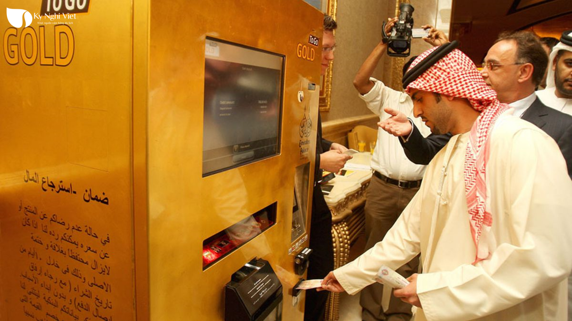 may-ban-vang-tu-dong-du-lich-Dubai