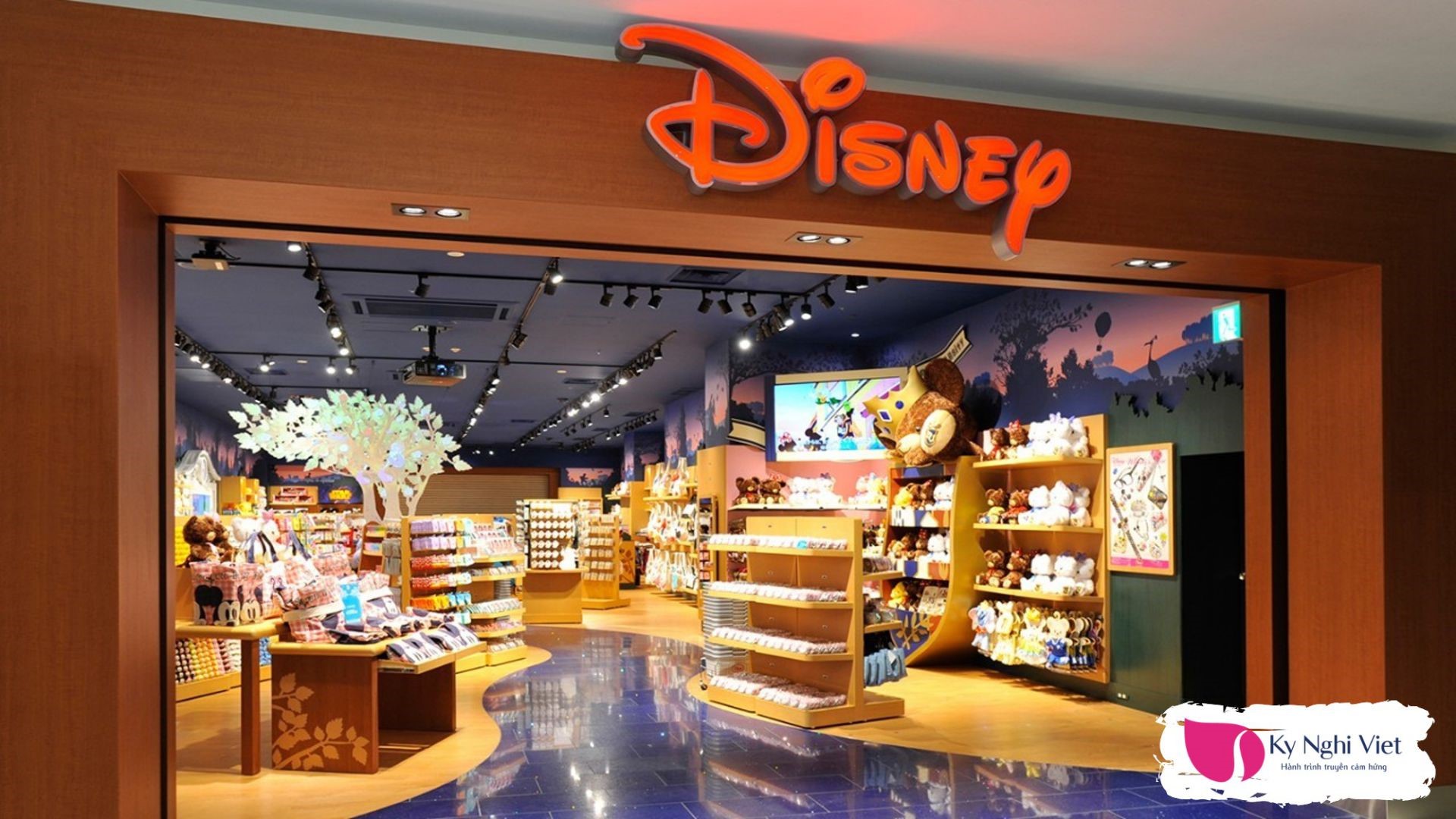 Disney-store-du-lich-nhat-ban-japan