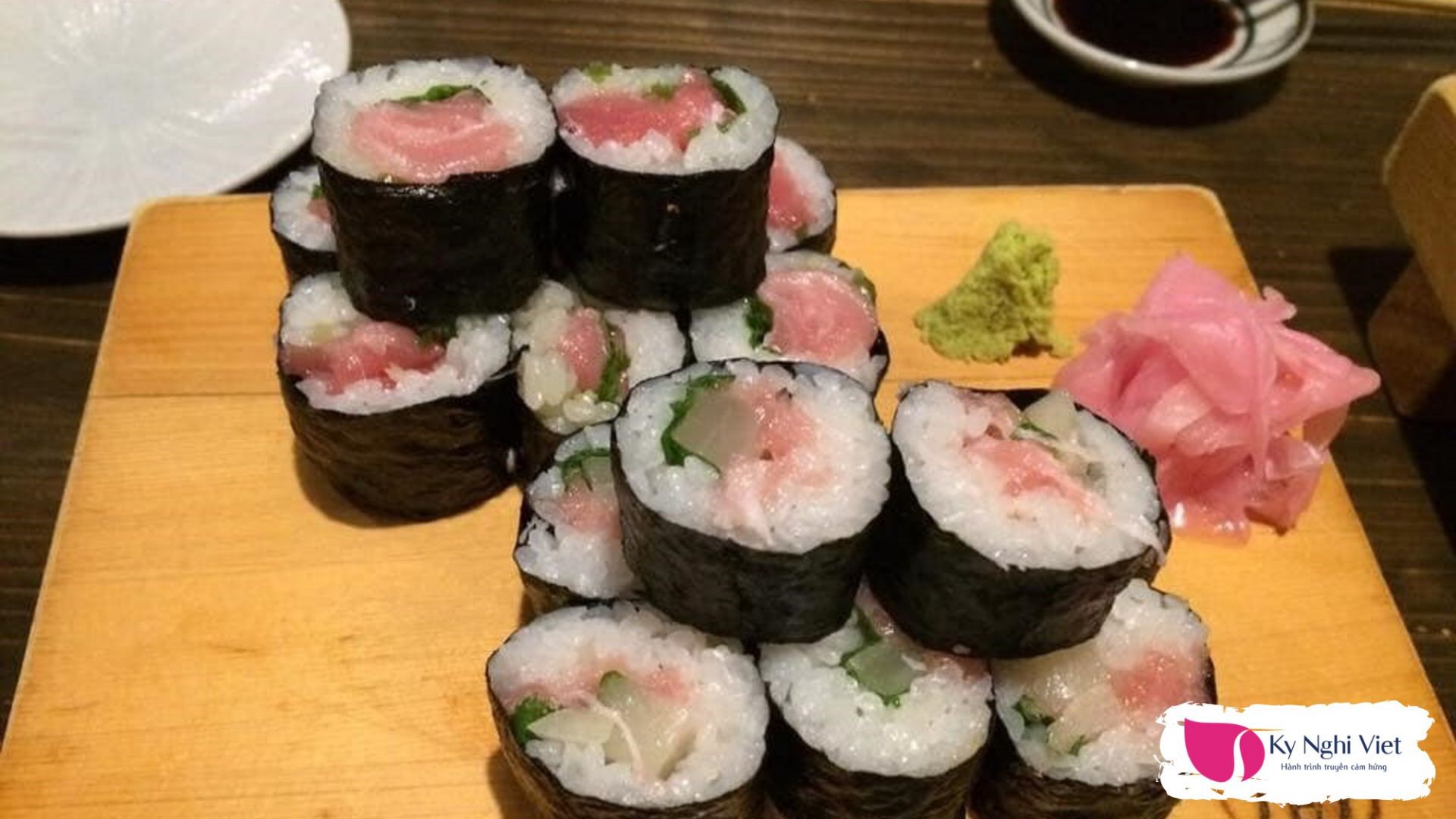 sushi-nhat-ban-ngon-dung-dieu-du-lich-nhat-ban