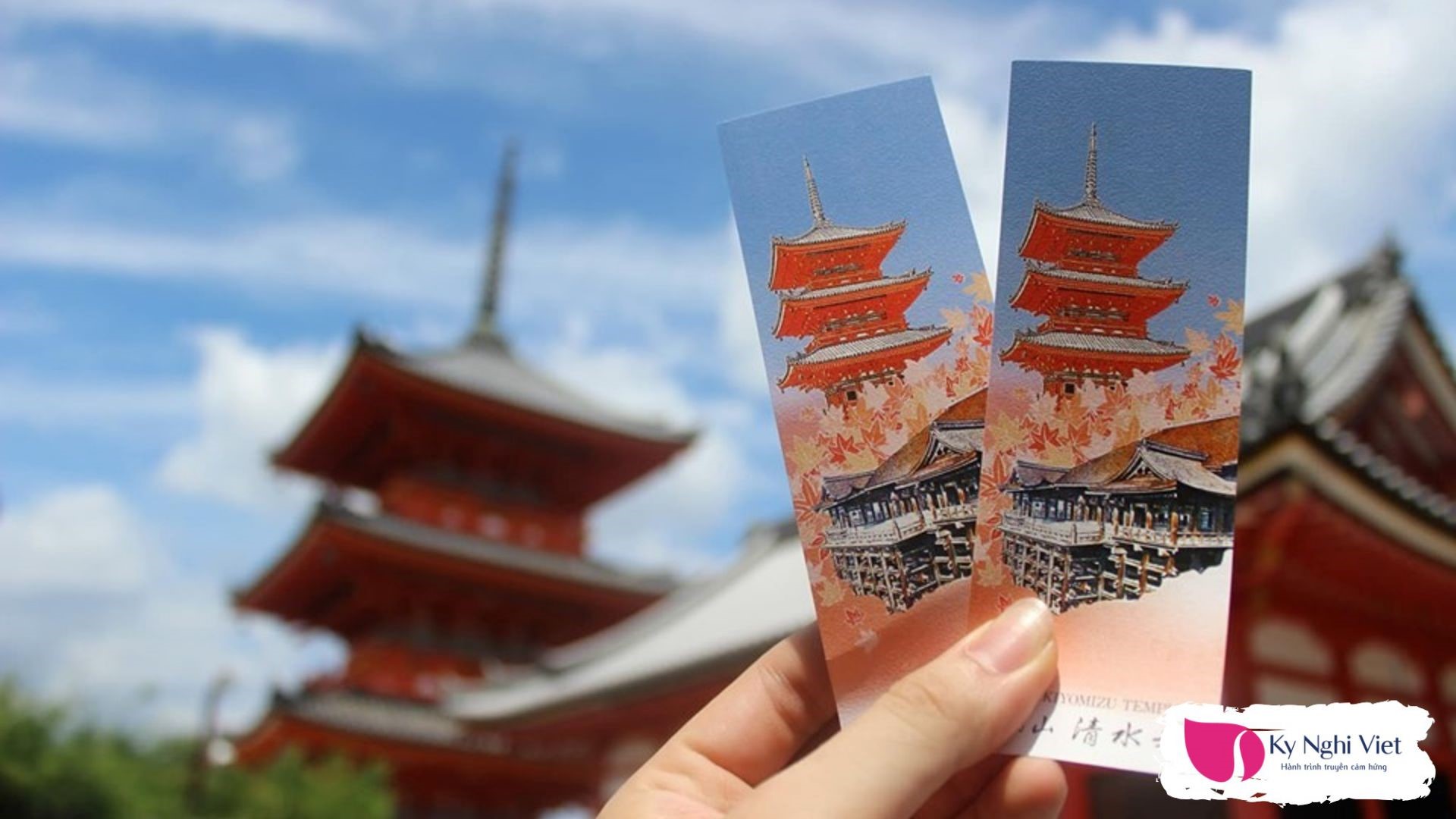 ve-vao-den-Kyomizu-du-lich-nhat-ban