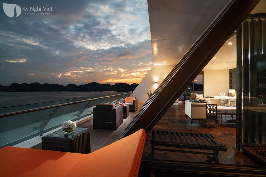 Private Sun Terrace of President