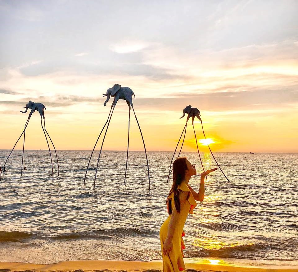 Sunset-Sanato-Beach-Club-Phu-Quoc