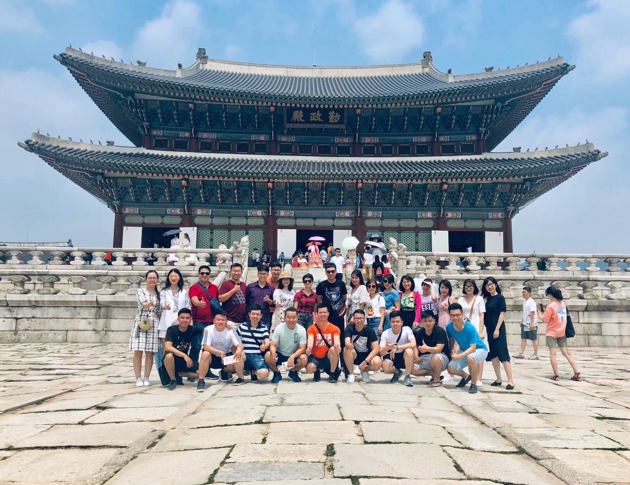 tour-du-lich-Han-Quoc-tron-goi-ky-nghi-viet