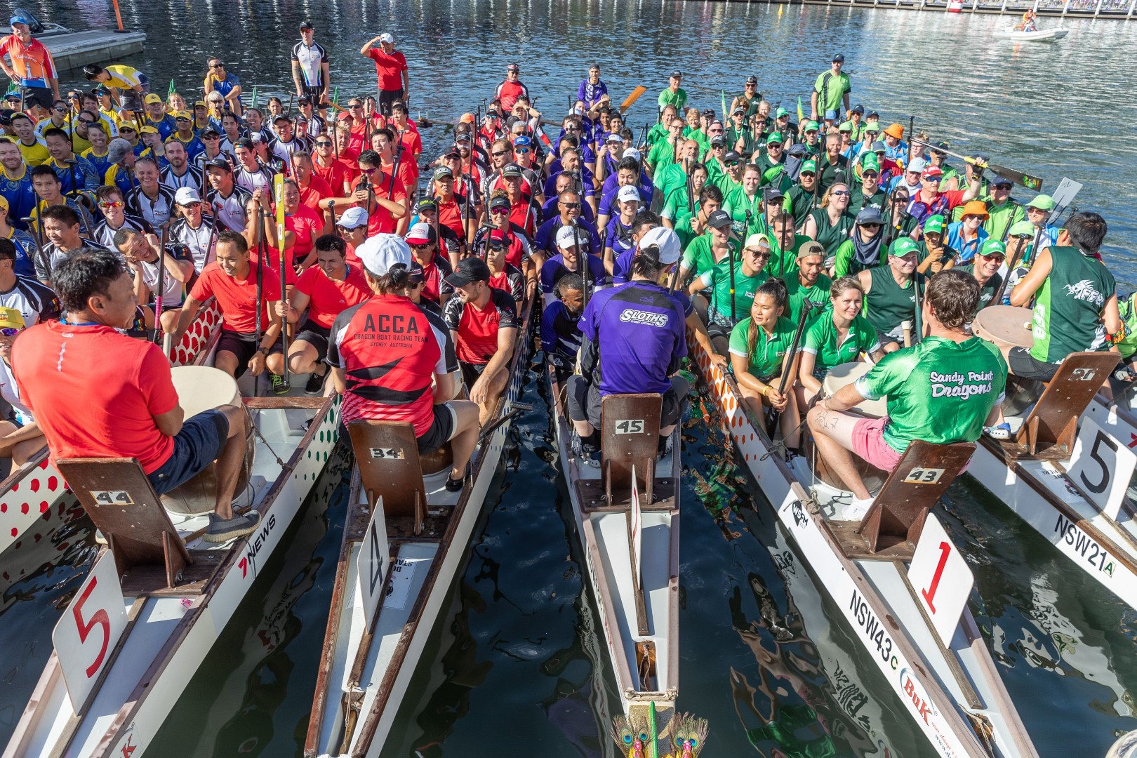 ua-thuyen-le-don-nam-moi-tai-uc