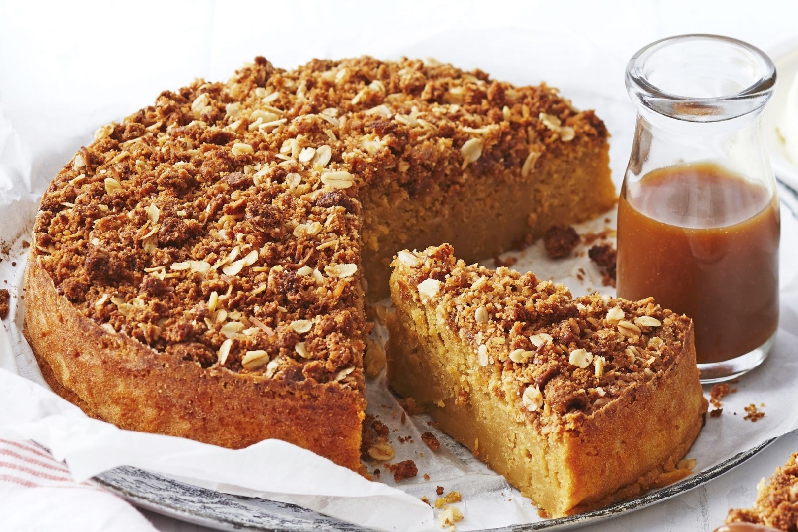anzac-biscuit-crumble-cake-147981-2