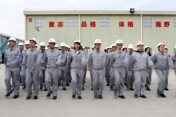 nhan-vien-tap-su-tai-huawei-trong-mot-buoi-training