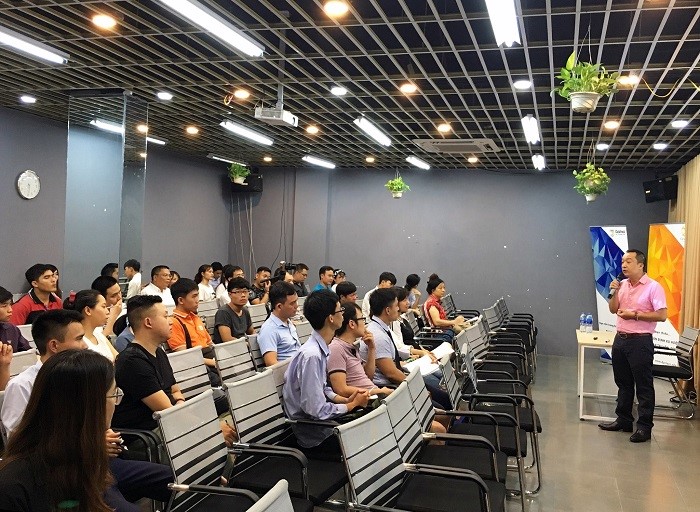 cung-co-van-hoa-doanh-nghiep-giu-chan-nhan-tai