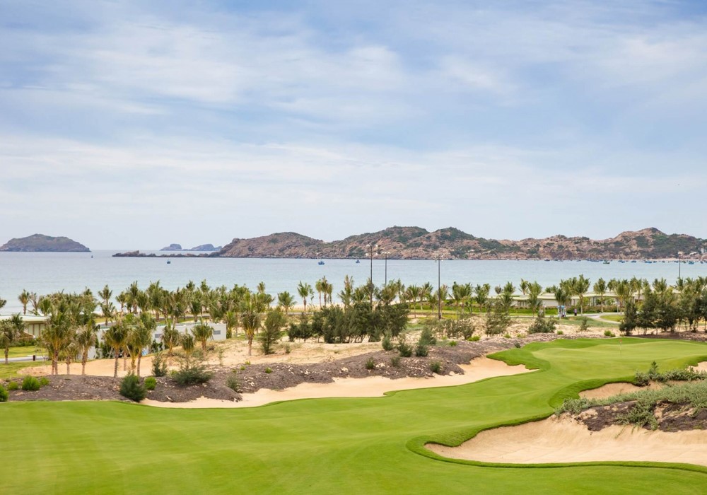 Quy-Nhon-Beach-Golf