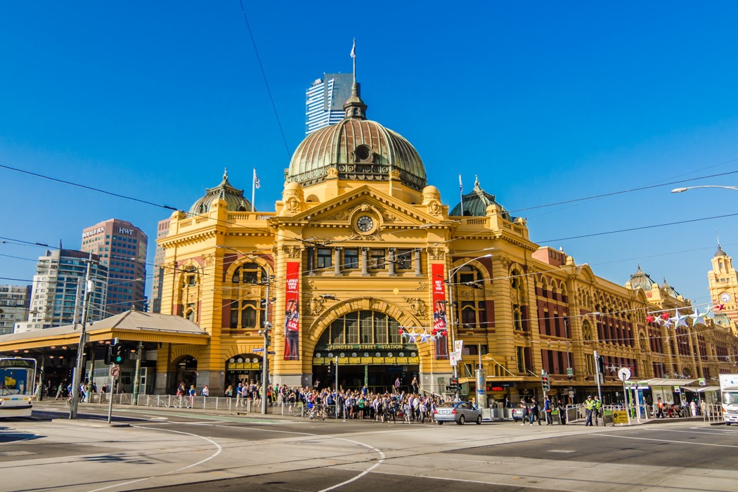 Australia-Melbourne-Flinders_Street_Station