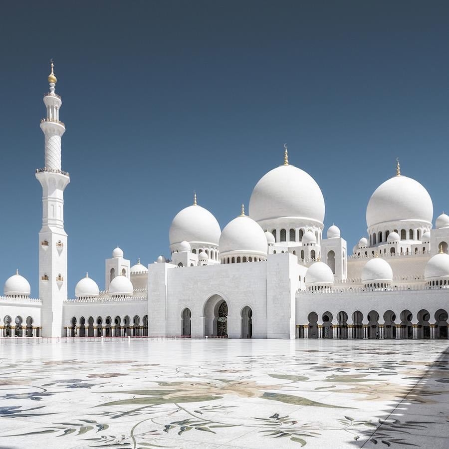 Sheikh_Zayed_Mosque_view